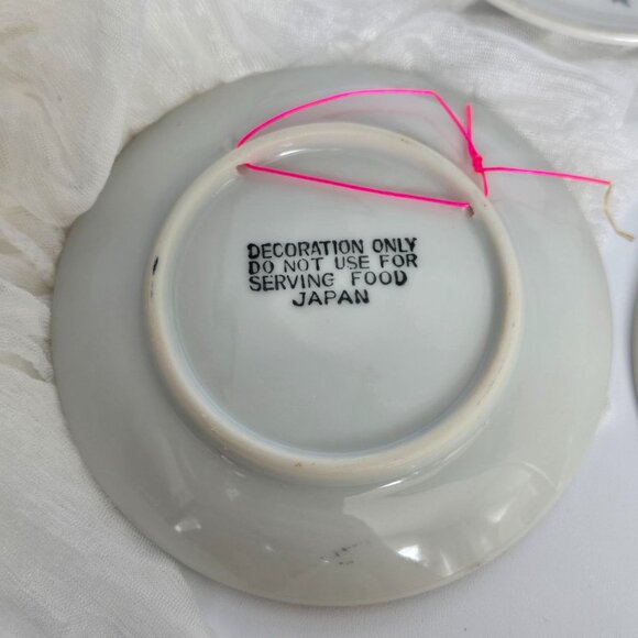 BIRDS! Set of 6 Vintage Bird Wall Plates – Mini Bird Plates with gold rim JAPAN - Picture 10 of 12